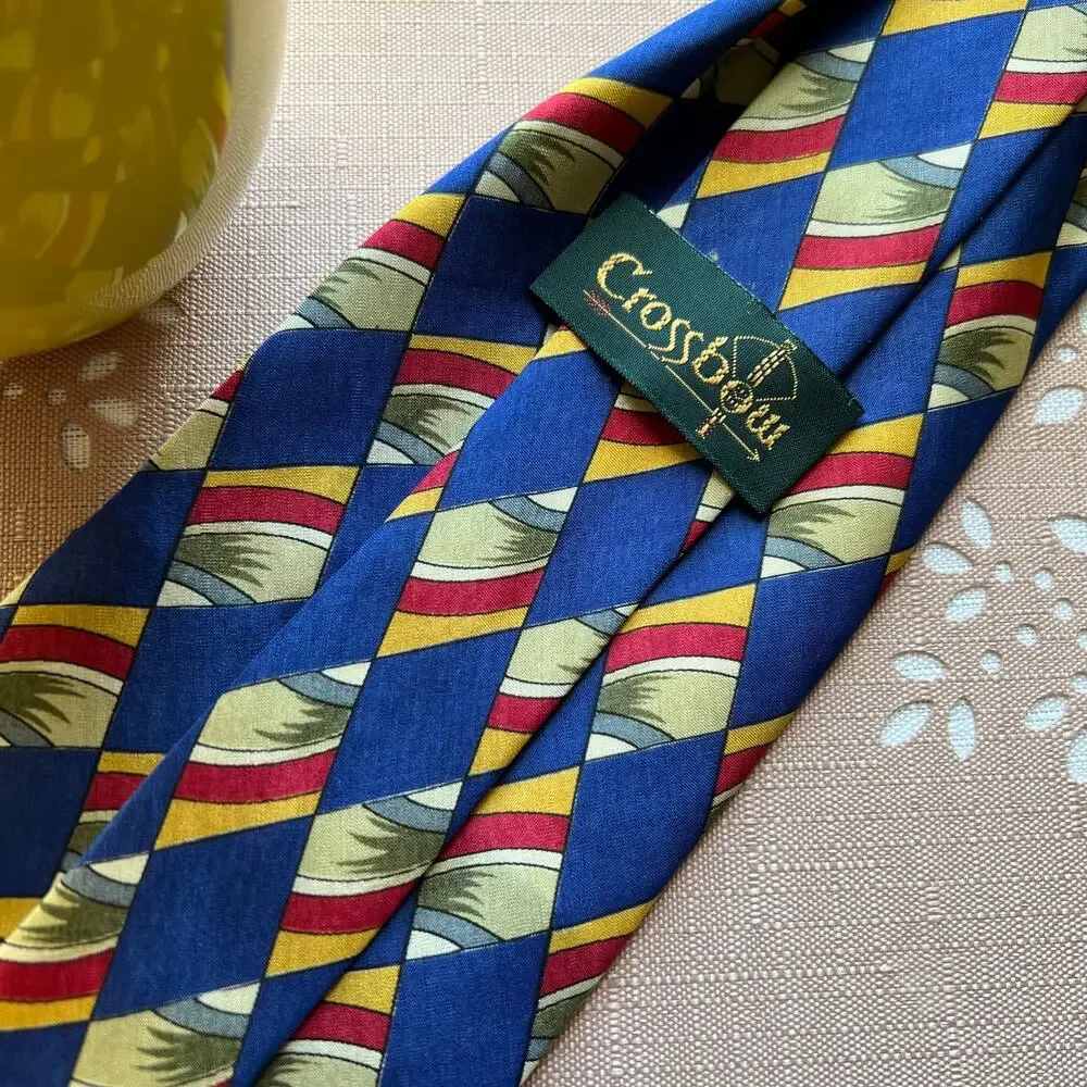 Crossbow Men's 100% Silk Geometric Diamond Shaped Print Formal Neck Tie